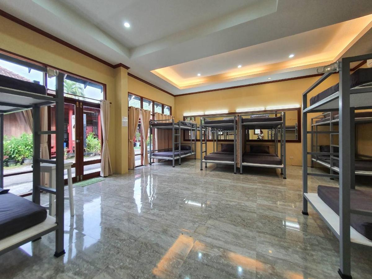 We Hostel Khaolak Као-Лак Екстер'єр фото