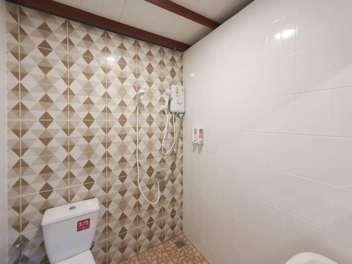 We Hostel Khaolak Као-Лак Екстер'єр фото